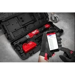 Акумулаторен динамометричен ключ Milwaukee M12ONEFTR12-0C/ 12V