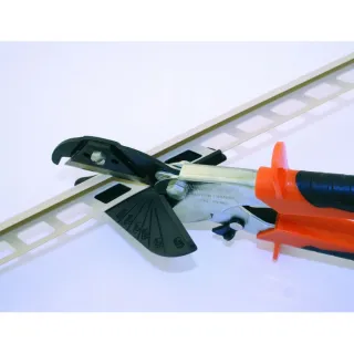 Ножица за кабелни канали и лайстни EDMA MULTI-COUP/ 215 мм