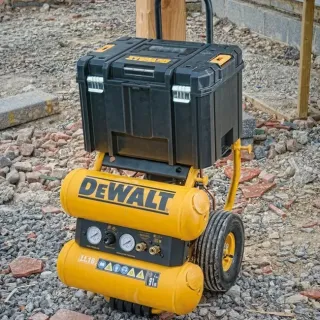 Компресор за въздух DEWALT DPC17PS/ 1.8kW