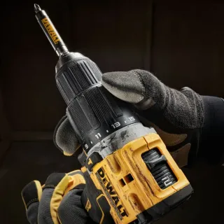 Акумулаторeн ударен винтоверт DeWALT DCD100YP2T/ 18V/ 2x5Ah