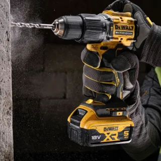 Акумулаторeн ударен винтоверт DeWALT DCD100YP2T/ 18V/ 2x5Ah